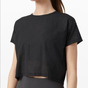 Lululemon cates tee mesh size 4, black